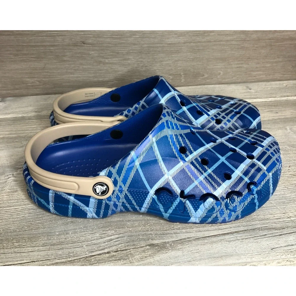 NWT Crocs Baya Holiday Plaid Clogs Blue Jean Sandals Unisex Shoe Mens Size 11